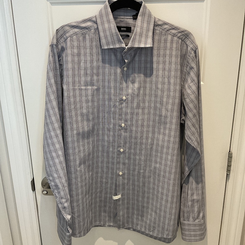 Hugo Boss men’s button down shirt
